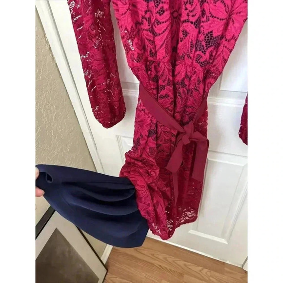 Nikki Poulos Magenta Pink Floral Lace & Blue Lining Size M Stretch Midi Dress - Picture 14 of 16